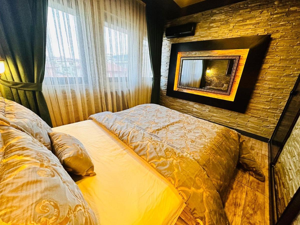 Apartment Golden Rock House