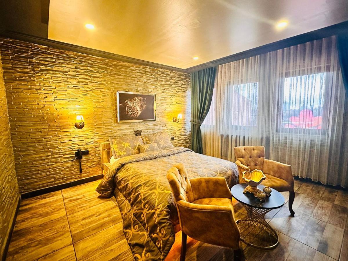Apartment Golden Rock House *